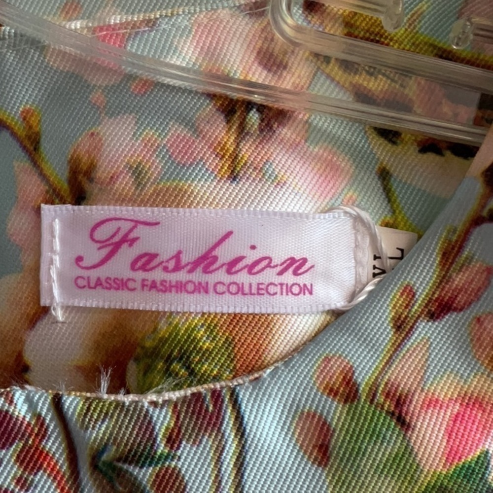 FASHION Classic Sleeveless Dress - Picture 7 of 9